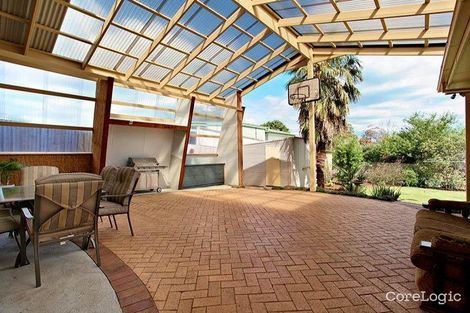 Property photo of 33 Silverton Drive Ferntree Gully VIC 3156