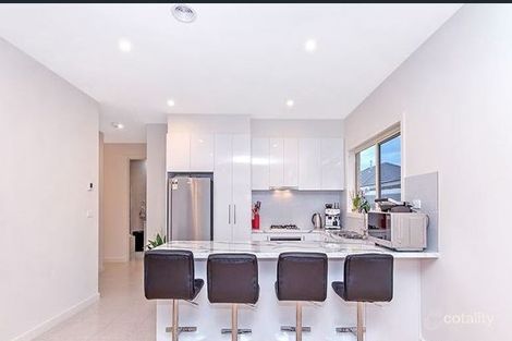 Property photo of 28B Lorraine Court Pakenham VIC 3810