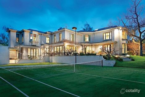 24 Balmerino Ave, Toorak, VIC 3142