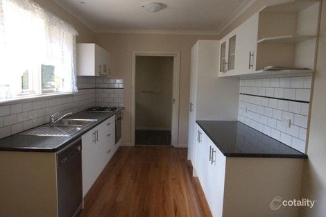 Property photo of 7 Esther Crescent Mooroolbark VIC 3138