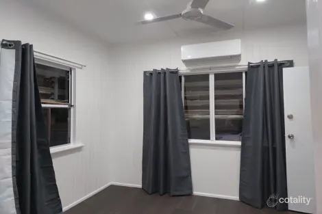 Property photo of 1 Pine Street Andergrove QLD 4740