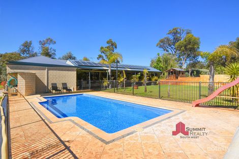 Property photo of 19 Heritage Close Leschenault WA 6233