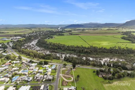 Property photo of 3 Tolchers Lane Marian QLD 4753