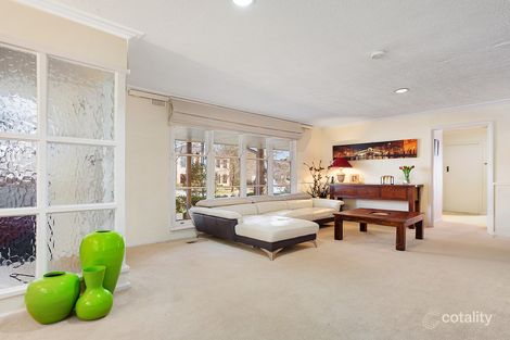 Property photo of 19 Walker Crescent Griffith ACT 2603