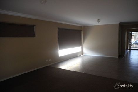Property photo of 8 Saffron Place Point Cook VIC 3030