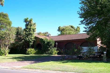 11 Regency Dr, Thornlie, WA 6108