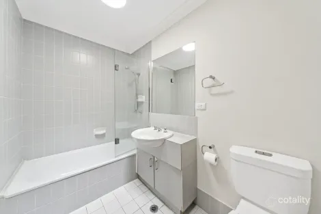 Property photo of 8/41-45 Lambert Street Kangaroo Point QLD 4169