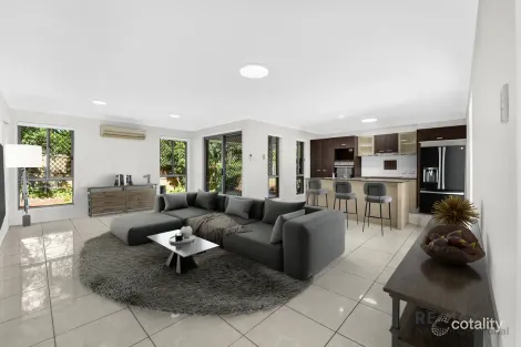 Property photo of 13 Shaw Place Redland Bay QLD 4165