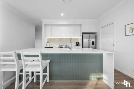 Property photo of 7 Lucia Crest Cameron Park NSW 2285