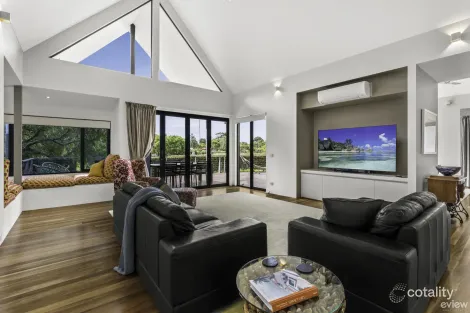 Property photo of 26 Chale Court Silverleaves VIC 3922