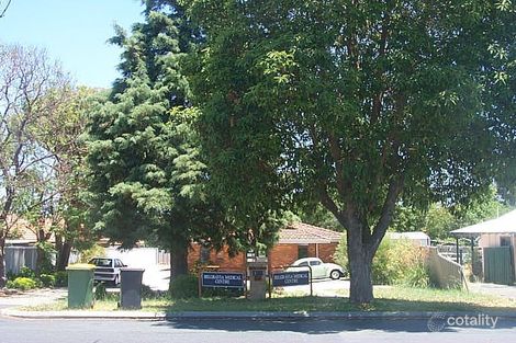 374 Belgravia St, Cloverdale, WA 6105