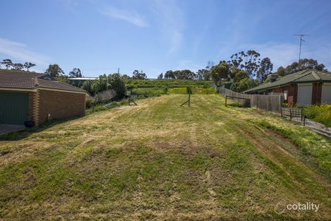 24 Rosehill Dr, Bacchus Marsh, VIC 3340