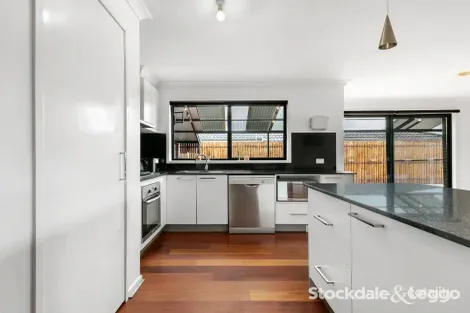 Property photo of 5 Palmgate Terrace Traralgon VIC 3844