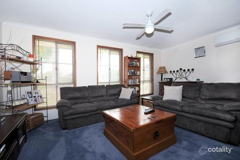 Property photo of 59 Sunbird Crescent Carrum Downs VIC 3201