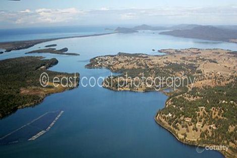 Property photo of 32 Warralong Street Coomba Park NSW 2428