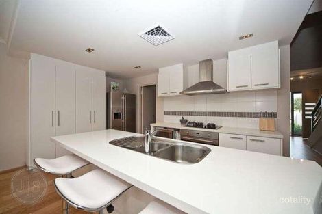 Property photo of 3/27 Noalimba Crescent Bateman WA 6150
