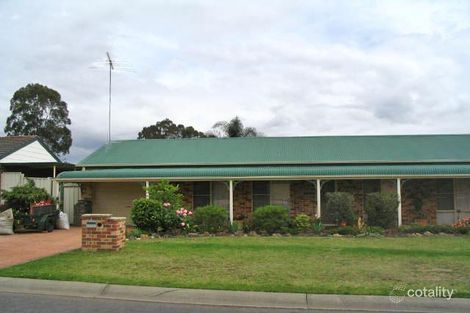 Property photo of 25 Yellow Gum Close Glenmore Park NSW 2745