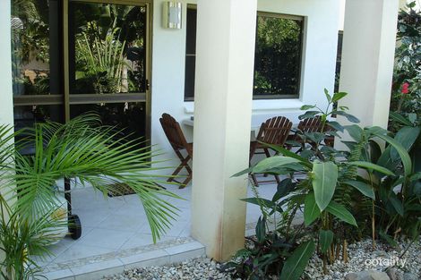 Property photo of 1/19 Hibiscus Lane Holloways Beach QLD 4878