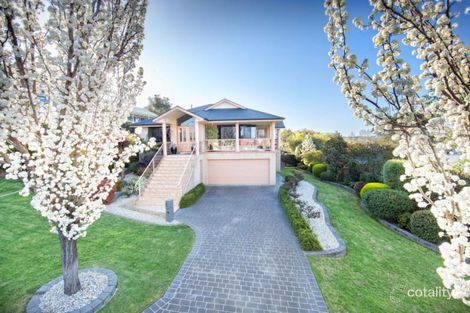 6 Kelare Rise, East Albury, NSW 2640