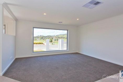 Property photo of 14 Cardiff Drive Wodonga VIC 3690