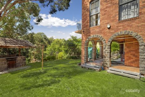 Property photo of 17 Manatunga Circuit Greensborough VIC 3088