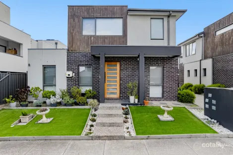 Property photo of 1/65 Dawnview Crescent Roxburgh Park VIC 3064