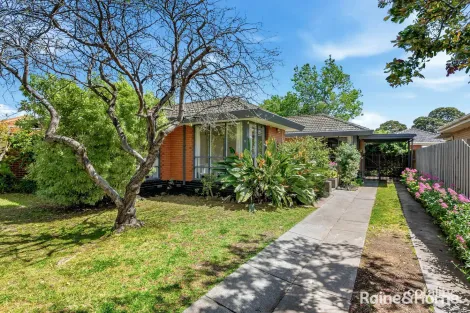 9 KARINGAL ST, ALTONA, VIC 3018