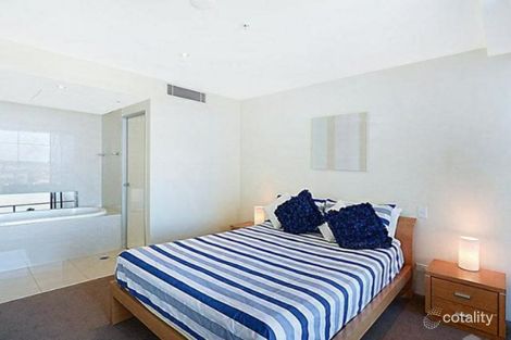 Property photo of 1002/4 Wahroonga Place Surfers Paradise QLD 4217