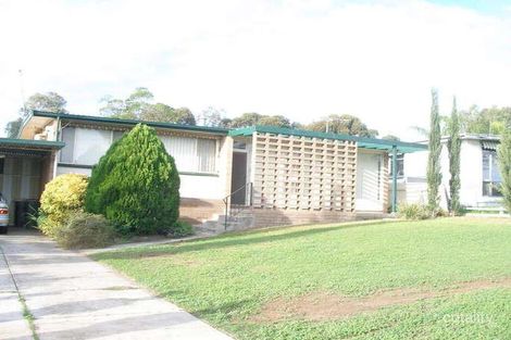 18 Somerset Rd, Para Hills, SA 5096