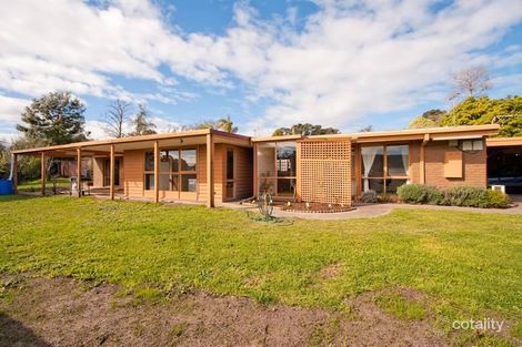 10 Levendale Ave, Mooroolbark, VIC 3138