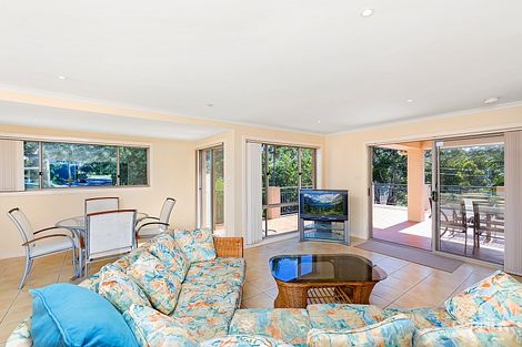 Property photo of 1/10 Cape Three Points Road Avoca Beach NSW 2251