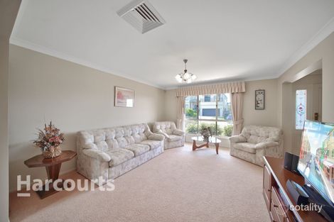 Property photo of 17 Governors Way Macquarie Links NSW 2565