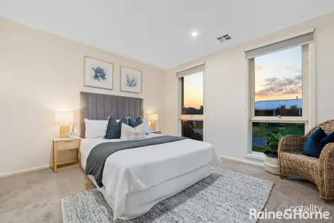 Property photo of 16 Magra Place Roxburgh Park VIC 3064