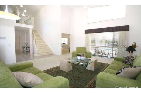 Property photo of 33 Julatten Drive Robina QLD 4226