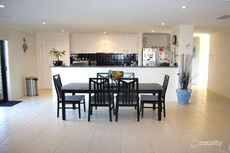 Property photo of 77 The Parkway Pakenham VIC 3810