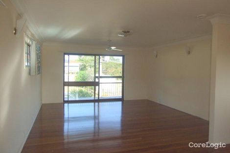 Property photo of 15 Jilloong Street Mansfield QLD 4122