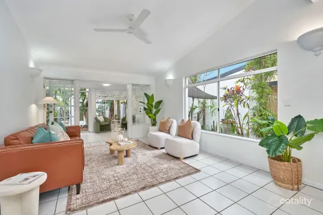 Property photo of 23 Macalister Place Smithfield QLD 4878