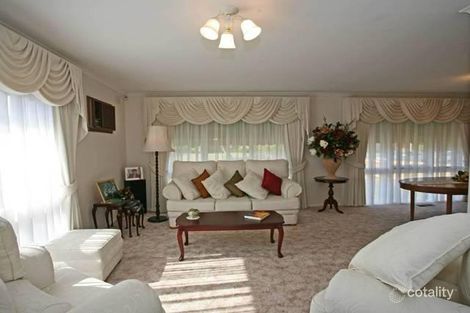 Property photo of 2 Greystoke Court Berwick VIC 3806