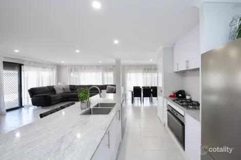 Property photo of 1 Kookynie Loop Baldivis WA 6171
