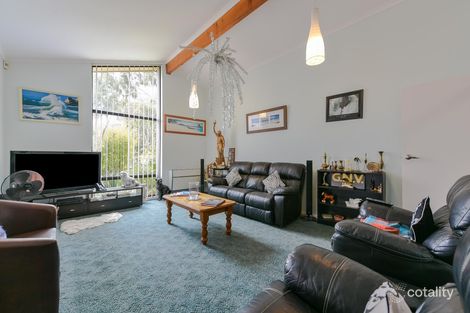 Property photo of 31 Calomba Crescent Happy Valley SA 5159