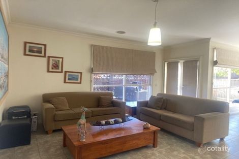 Property photo of 77 Ernest Jones Drive Macleod VIC 3085