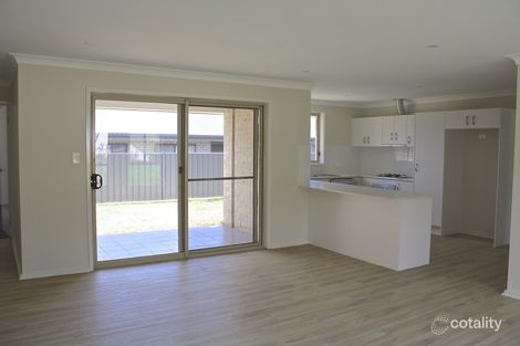 Property photo of 2 Stan Crescent Bonnells Bay NSW 2264