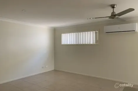 Property photo of 1/4 Tabitha Court Bahrs Scrub QLD 4207