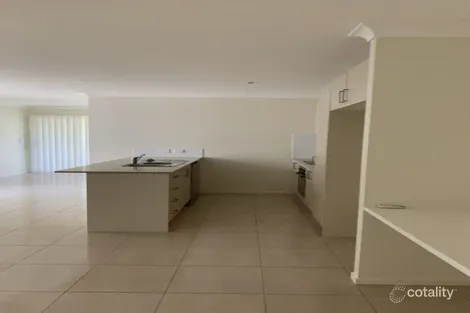 Property photo of 1/4 Tabitha Court Bahrs Scrub QLD 4207