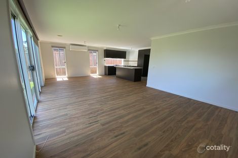 Property photo of 5 Young Street Pakenham VIC 3810
