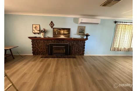 Property photo of 40 Ward Crescent Kelmscott WA 6111
