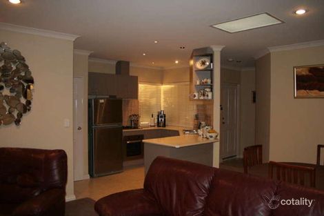 9a Felpham Ct, Success, WA 6164