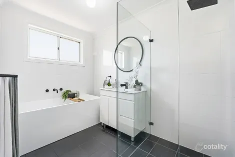 Property photo of 6 Jacques Place Minchinbury NSW 2770