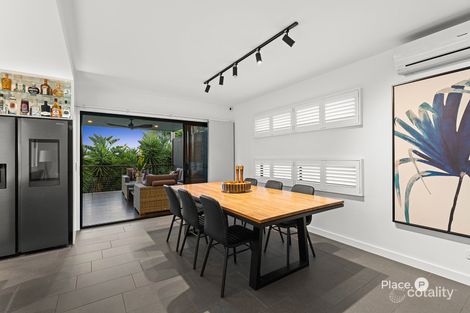 Property photo of 100 Sibley Road Wynnum West QLD 4178