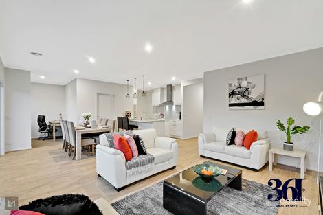 Property photo of 74 Monet Drive Truganina VIC 3029